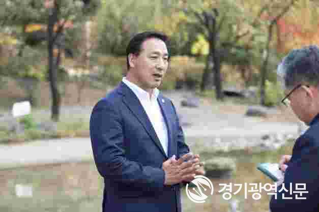 [인터뷰] 경기도의회 김용성 의원, "도민만 바라보고 도민을 향한, 도민을 위한 정치로 보답하겠다"