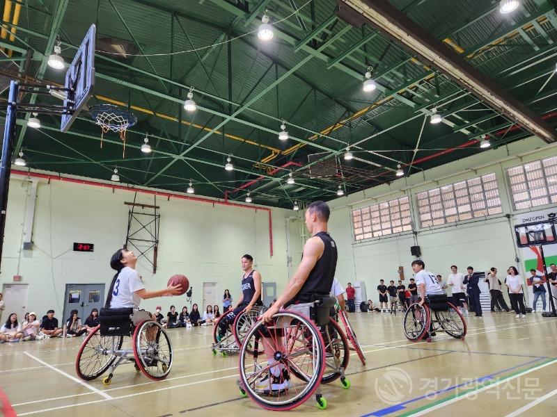 휠체어+농구대회1.jpg